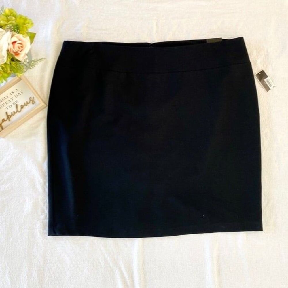 Alfani black skirt with slit. Size 24W. New with tags